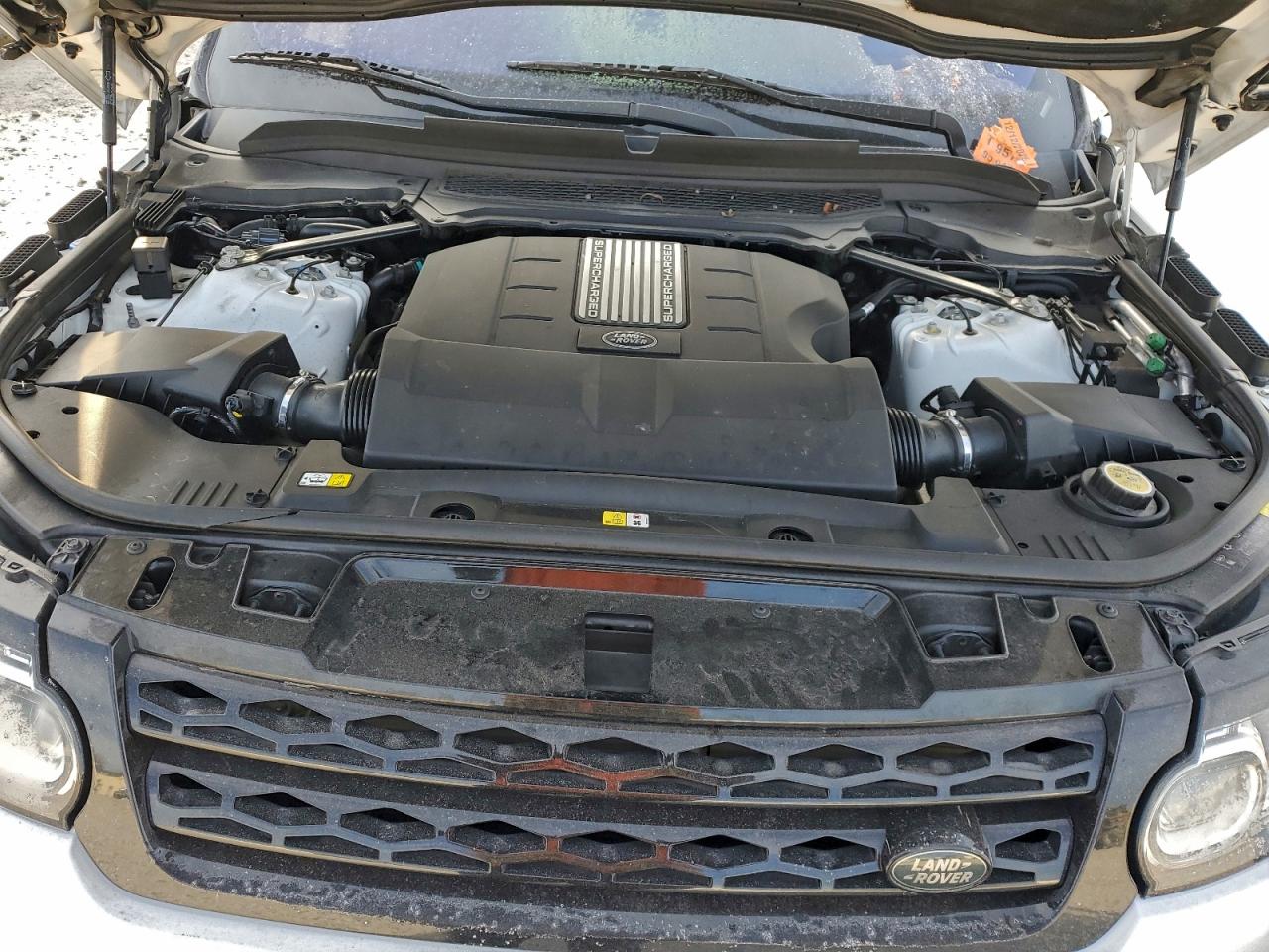 2016 LAND ROVER RANGE ROVER SPORT SE photo 12