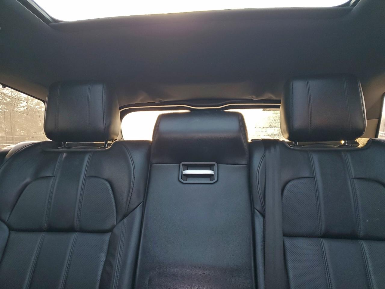 2016 LAND ROVER RANGE ROVER SPORT SE photo 10