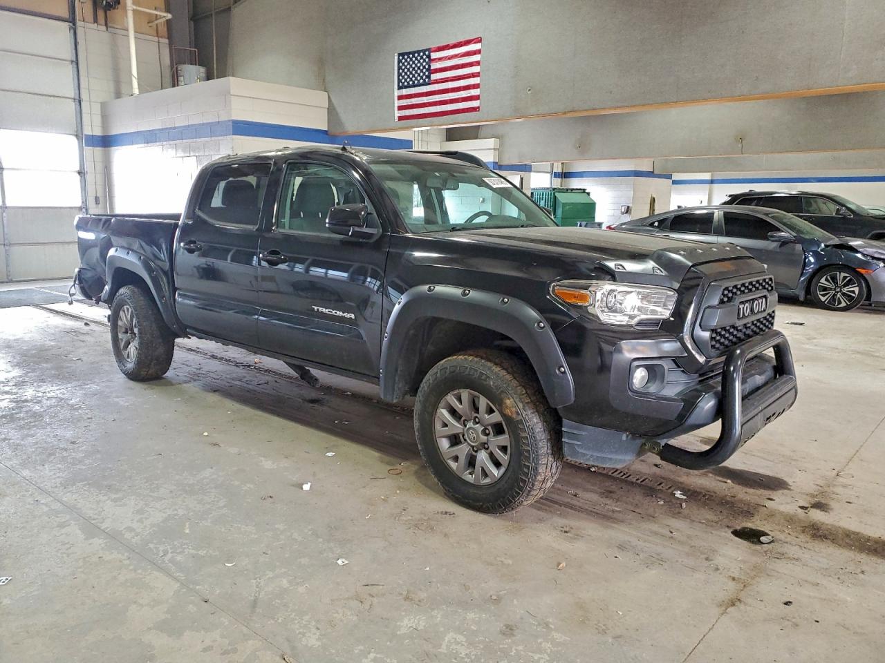 2017 TOYOTA TACOMA DOUBLE CAB photo 10