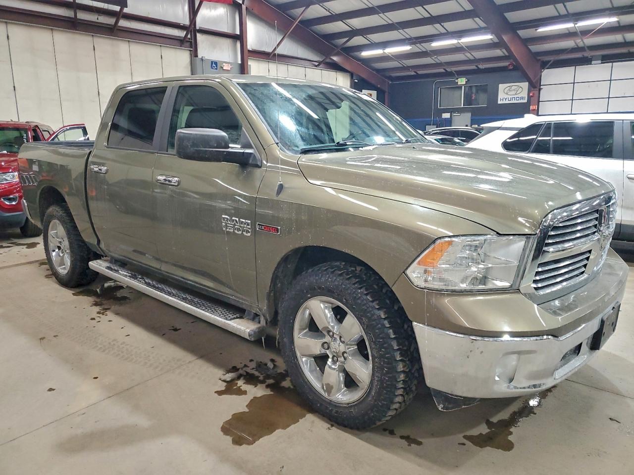 2015 RAM 1500 SLT photo 10