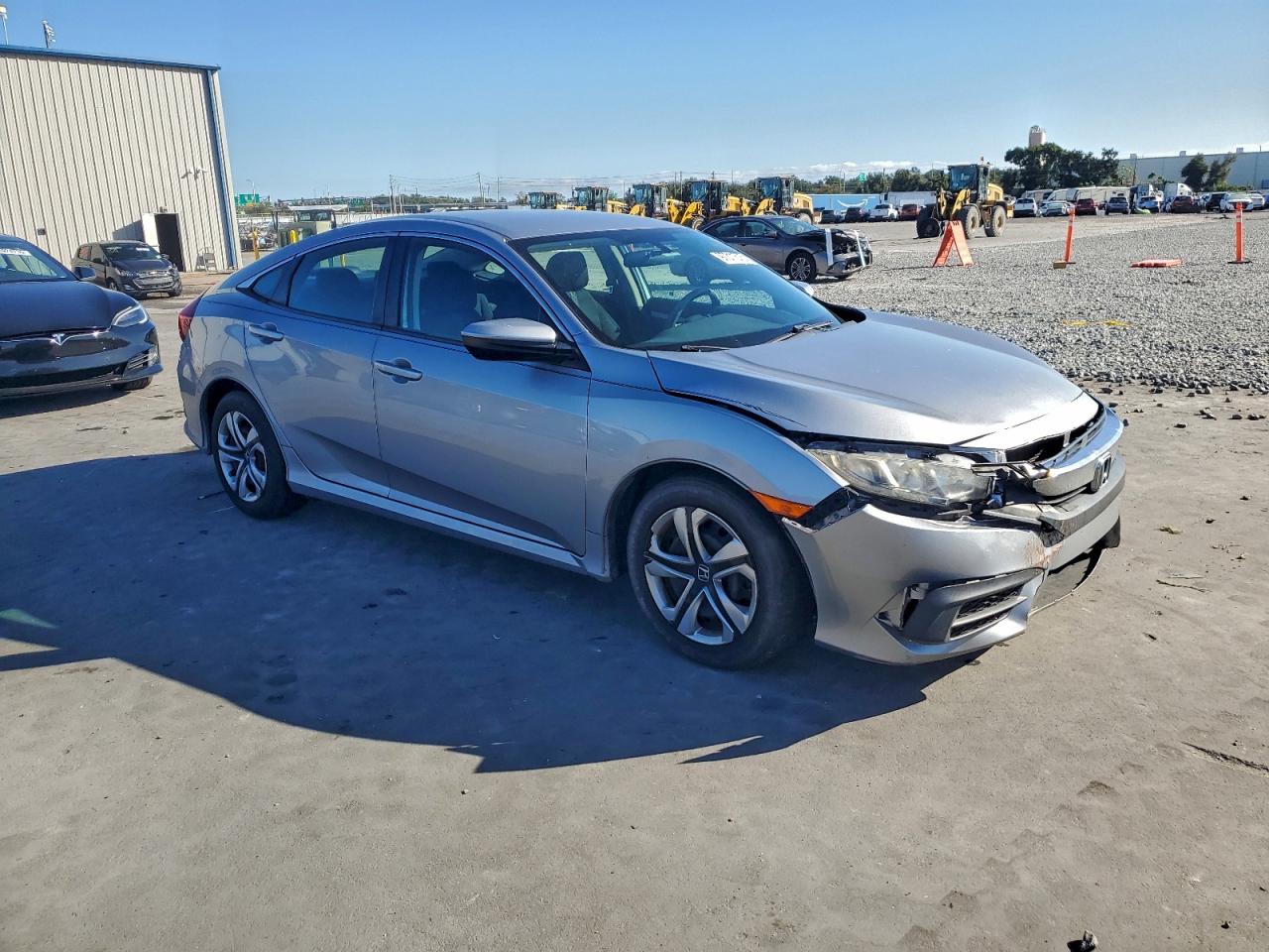 2017 HONDA CIVIC LX photo 7
