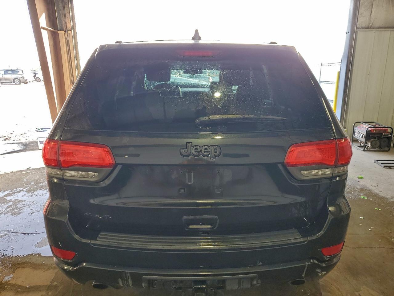 2015 JEEP GRAND CHEROKEE LAREDO photo 11
