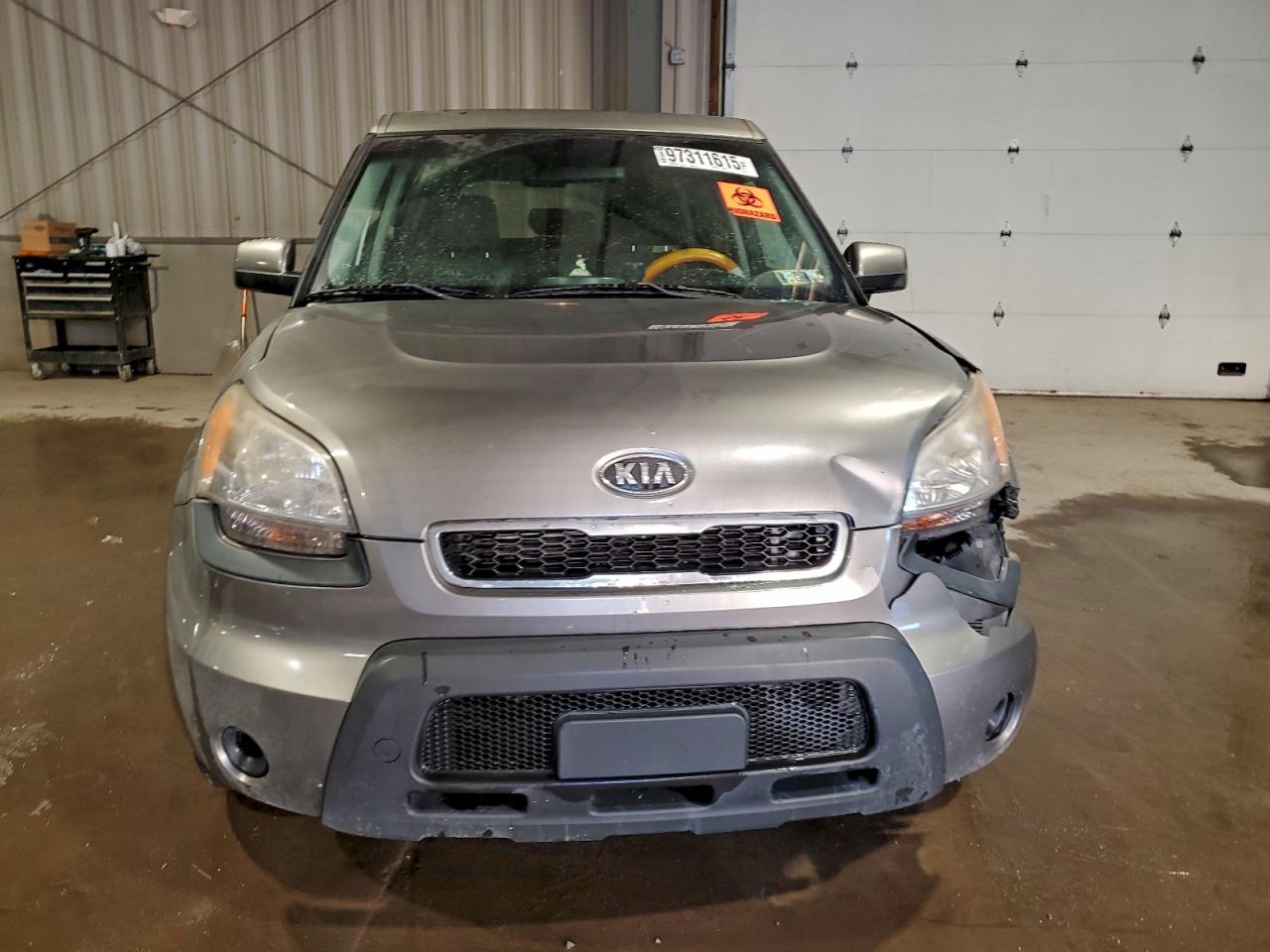 2011 KIA SOUL + photo 9