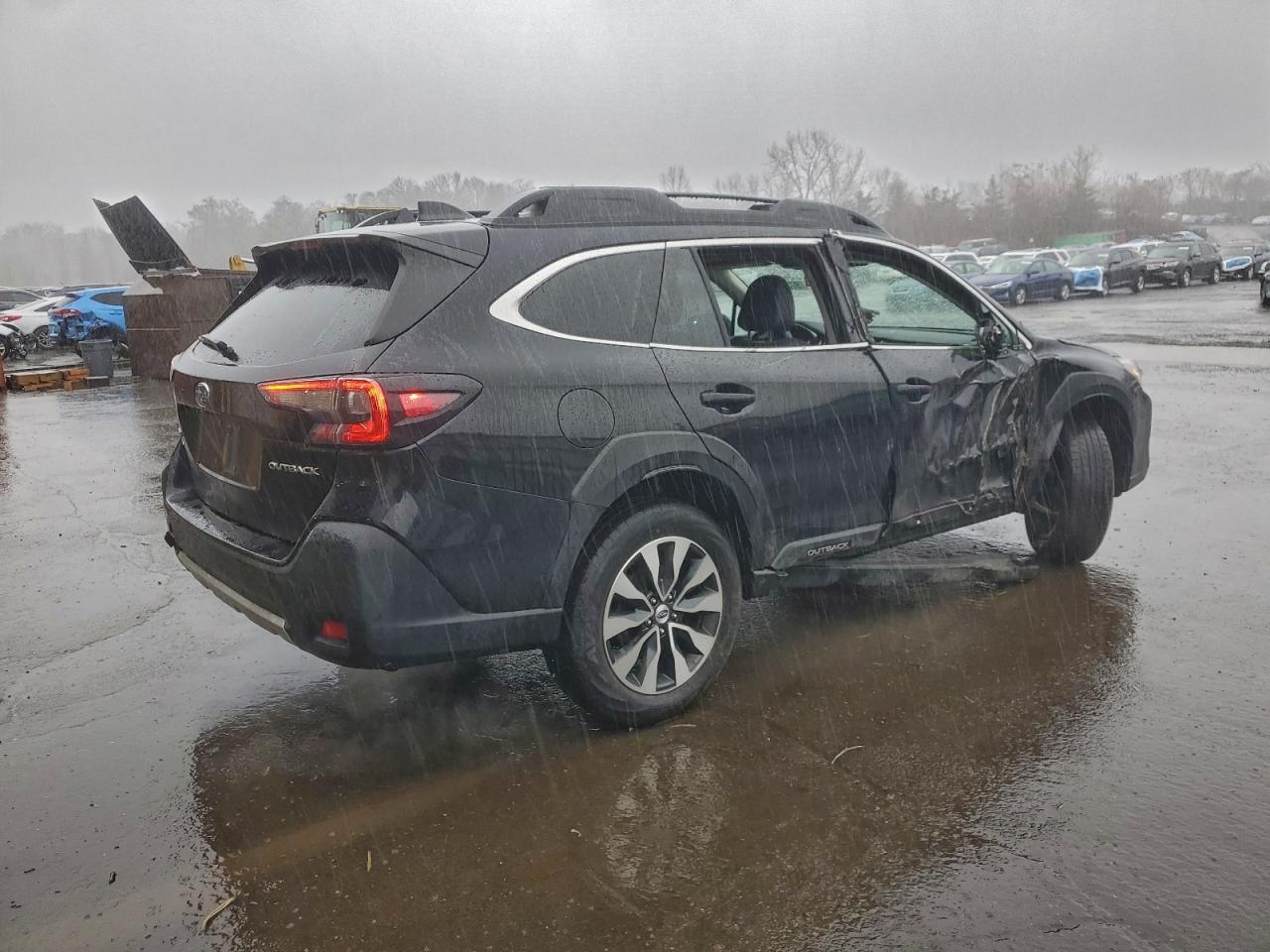 2023 SUBARU OUTBACK LIMITED photo 5