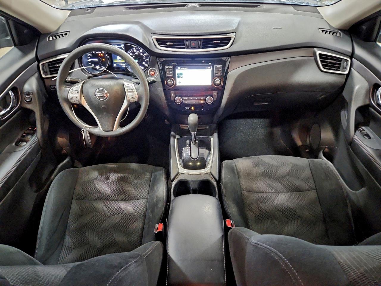 2016 NISSAN ROGUE SV photo 8