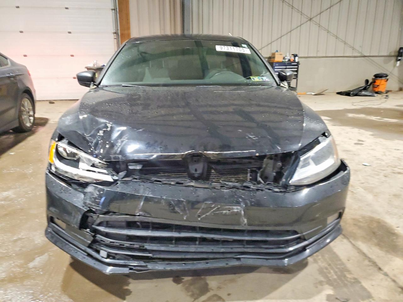 2016 VOLKSWAGEN JETTA SPORT photo 5