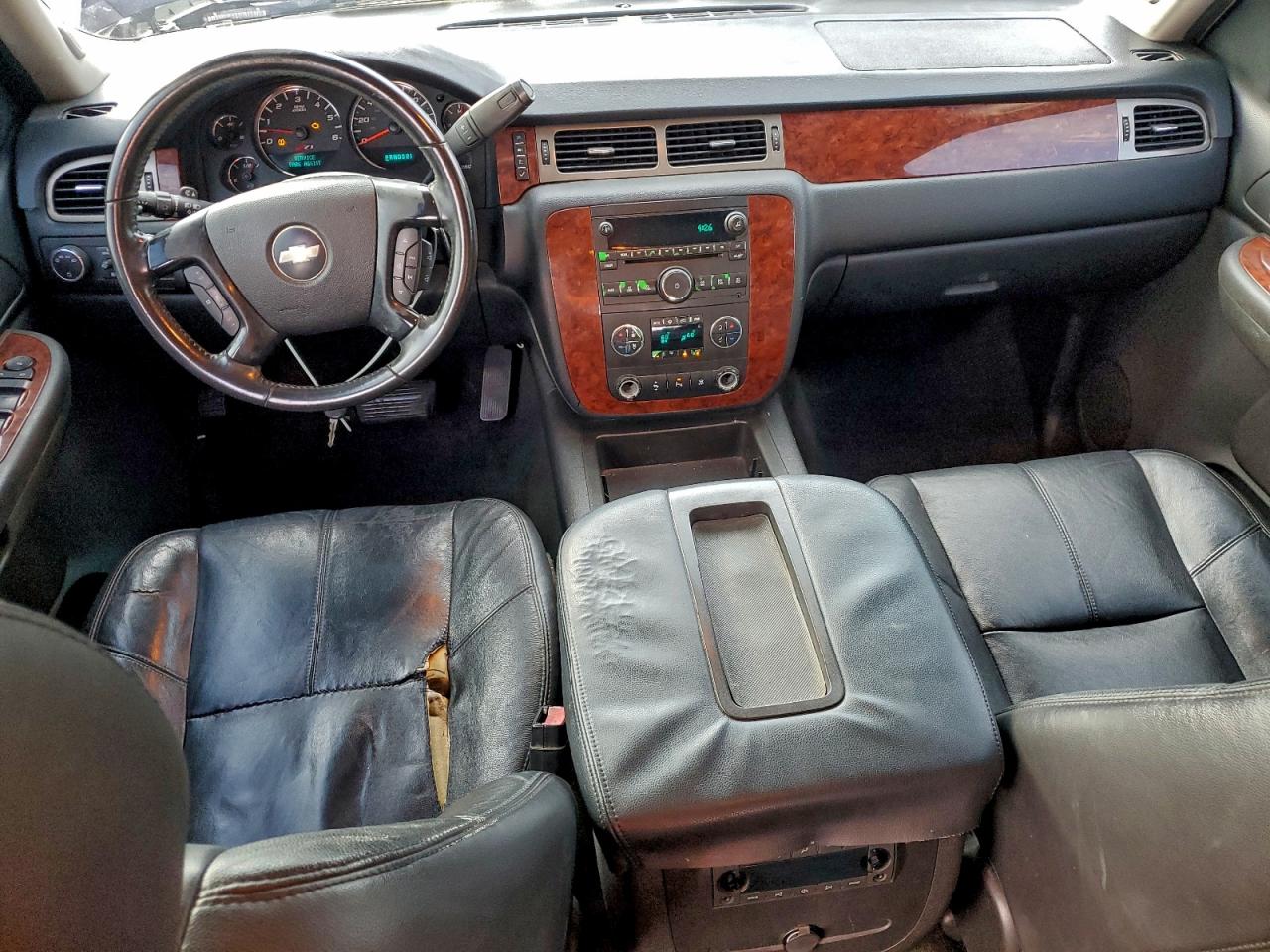 2009 CHEVROLET SUBURBAN C1500 LT photo 8