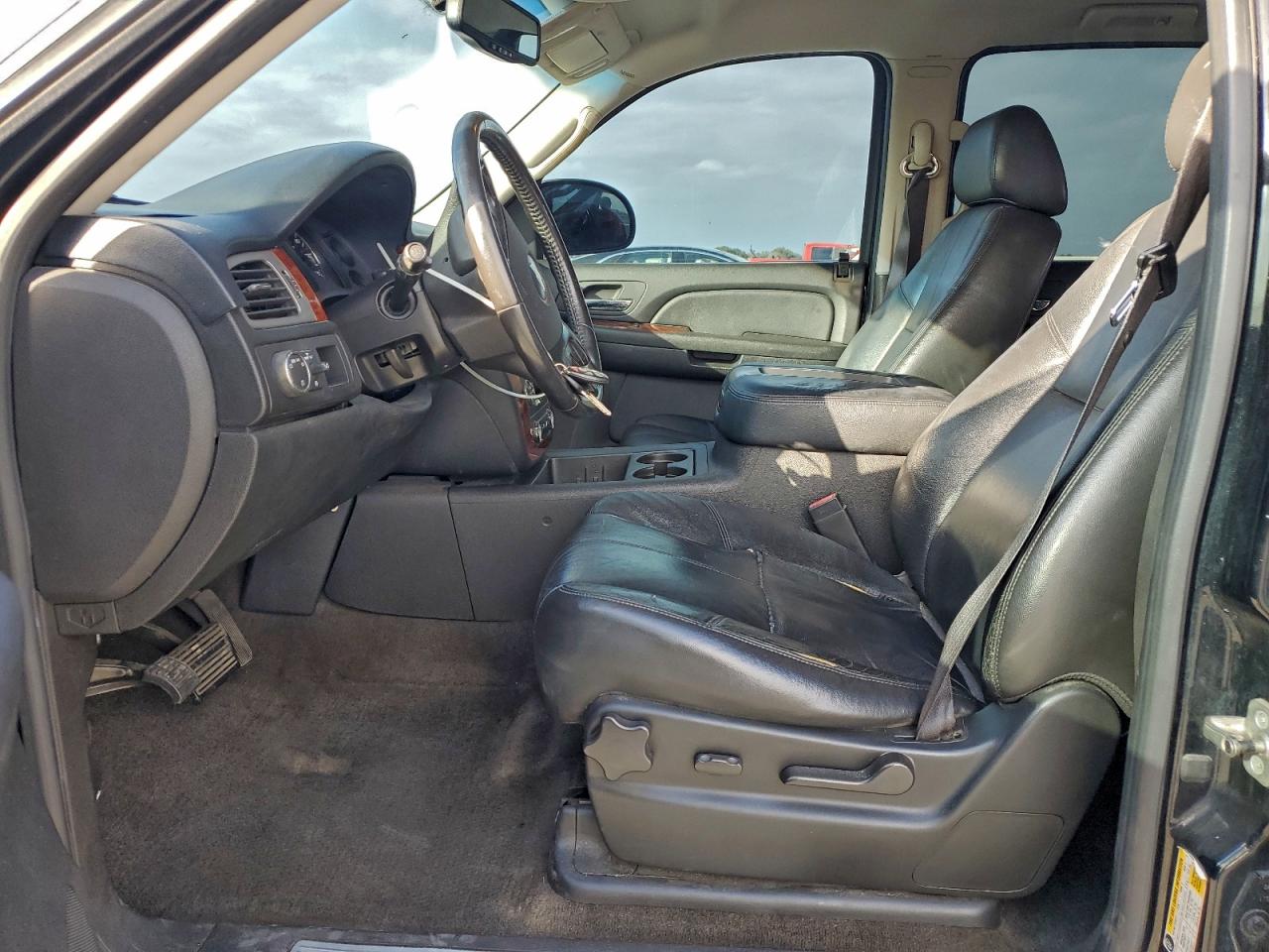 2009 CHEVROLET SUBURBAN C1500 LT photo 7