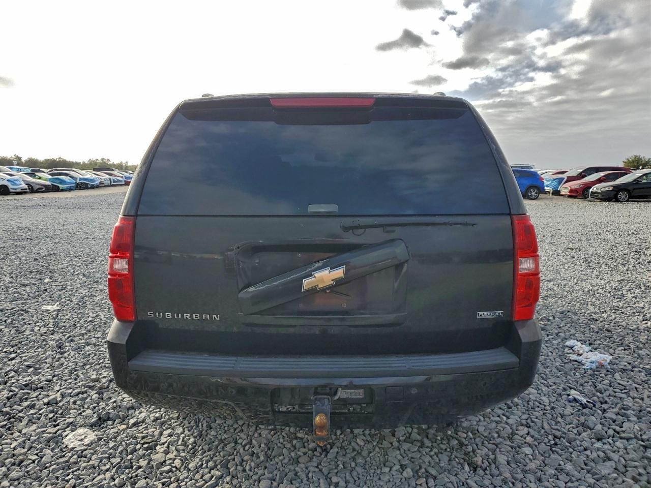 2009 CHEVROLET SUBURBAN C1500 LT photo 6