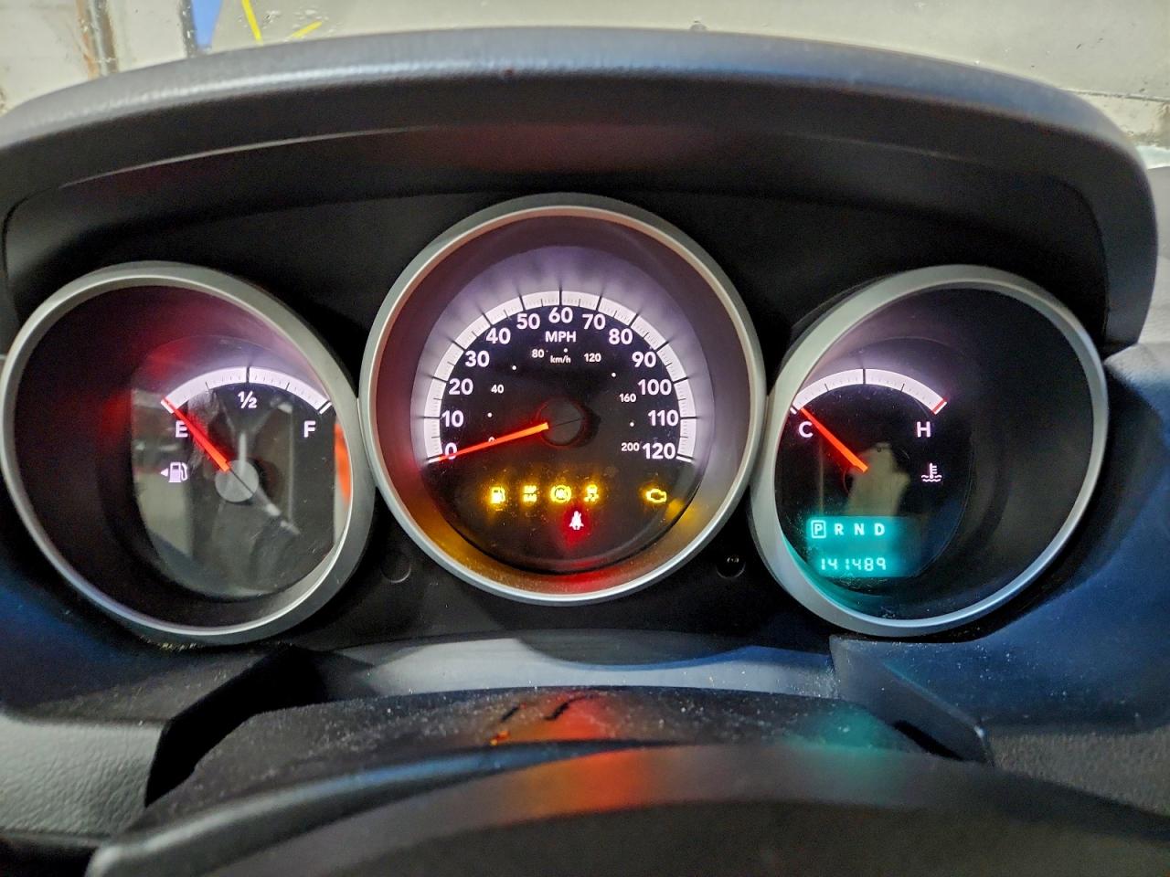 2010 DODGE GRAND CARAVAN SE photo 9
