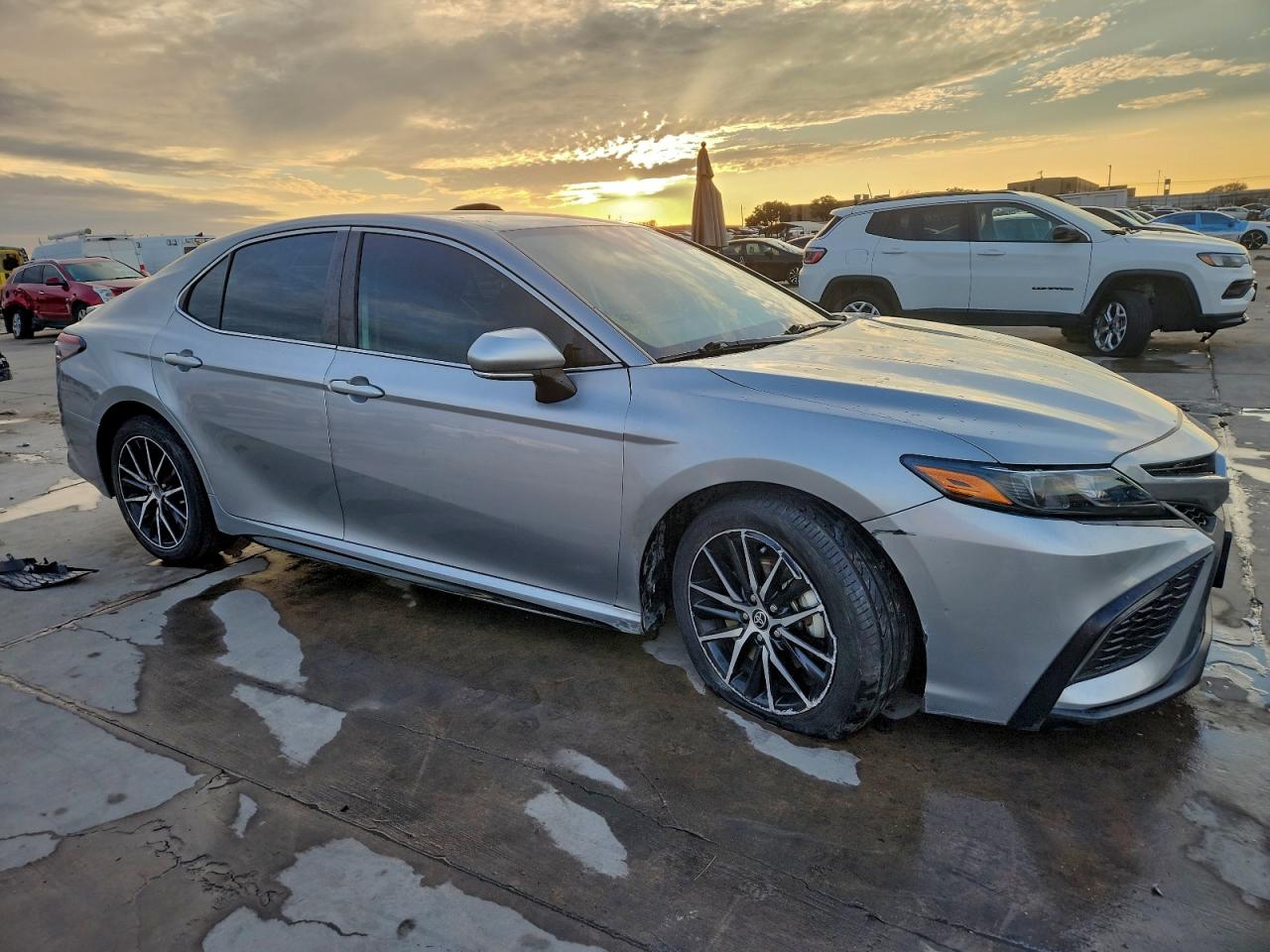 2022 TOYOTA CAMRY SE photo 7