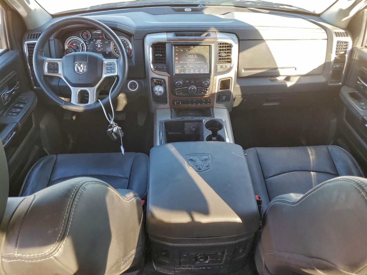 2014 RAM 1500 LARAMIE photo 8