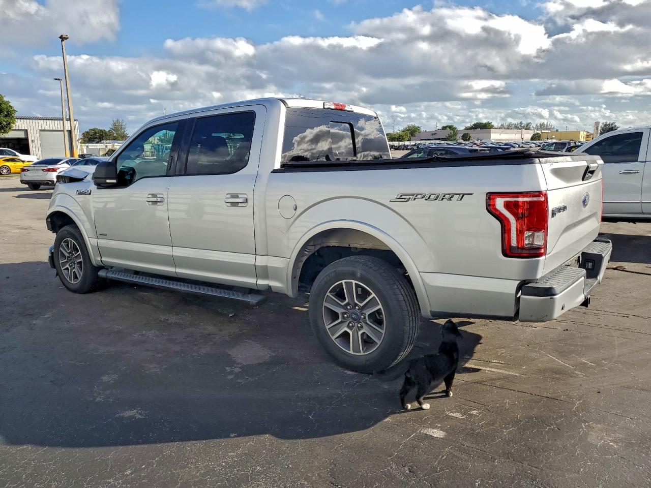 2017 FORD F150 SUPERCREW photo 2