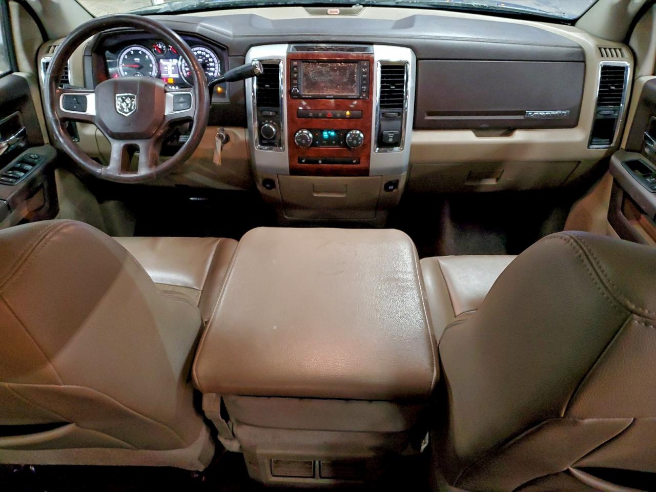 2010 DODGE RAM 1500 photo 8