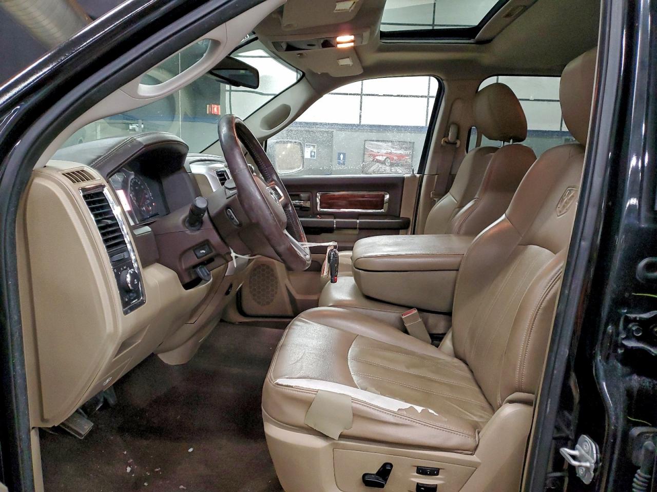 2010 DODGE RAM 1500 photo 7