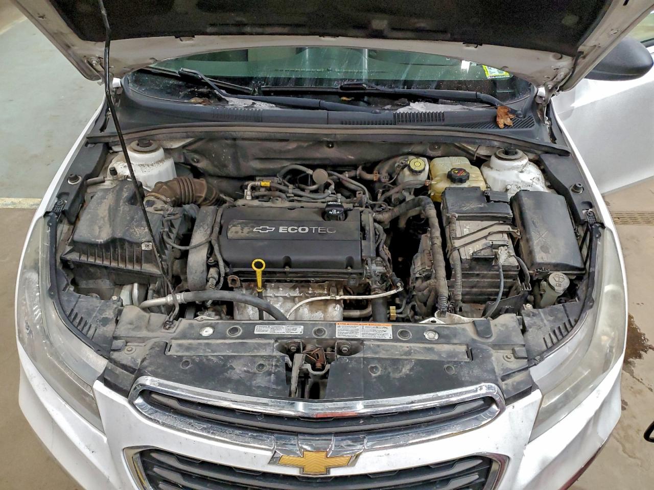 2015 CHEVROLET CRUZE LS photo 21