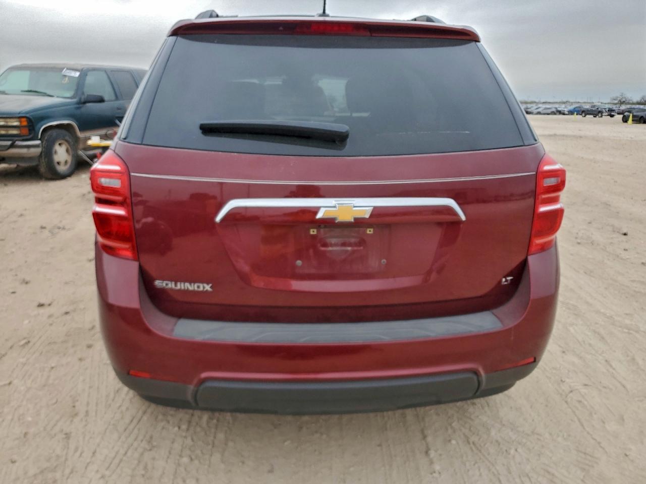 2017 CHEVROLET EQUINOX LT photo 11