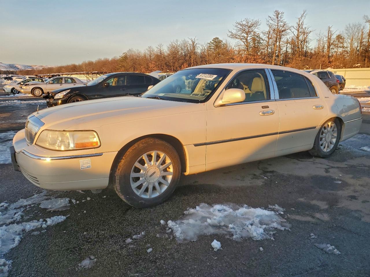 2007 LINCOLN TOWN CAR