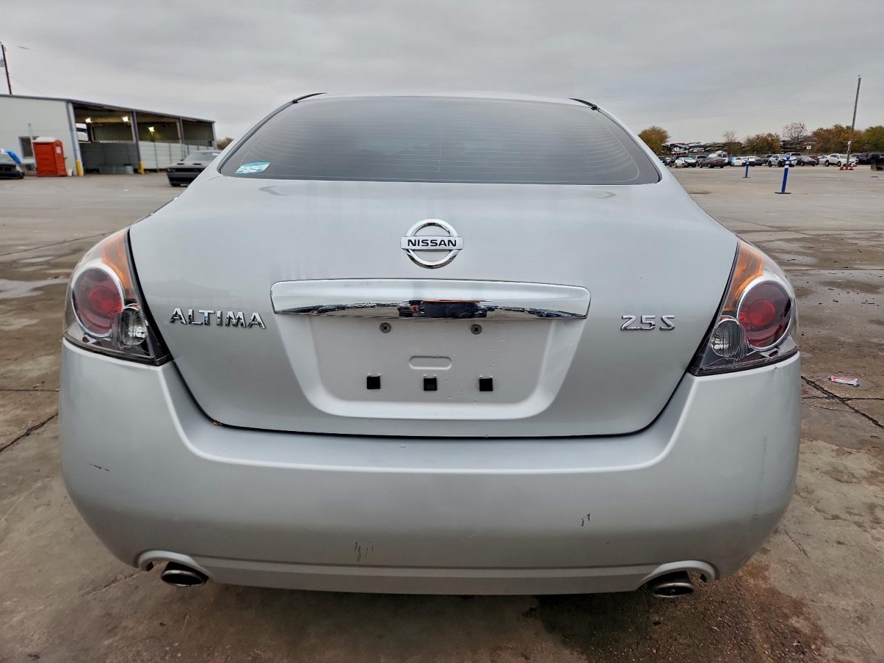 2011 NISSAN ALTIMA BASE photo 11