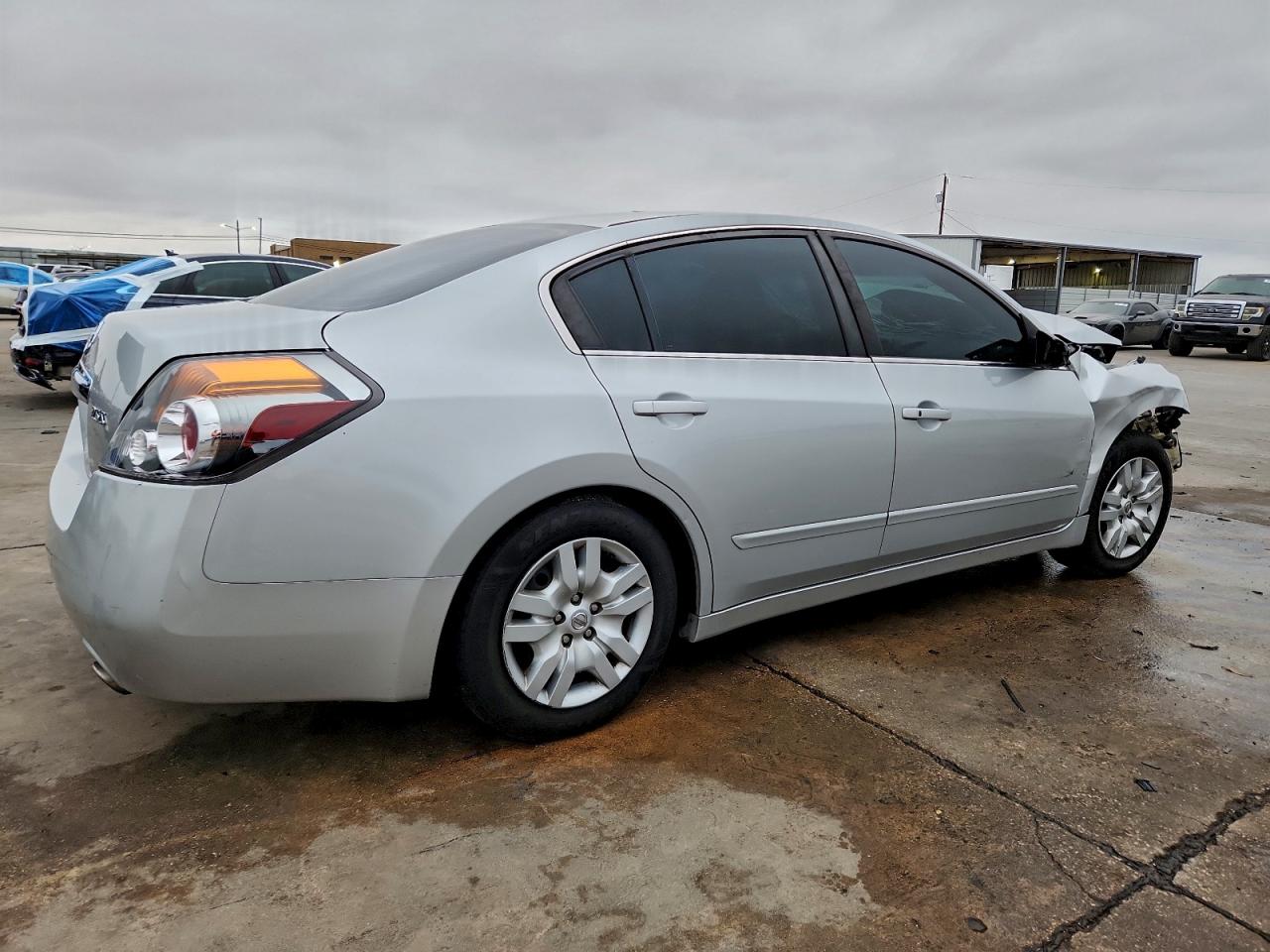 2011 NISSAN ALTIMA BASE photo 5