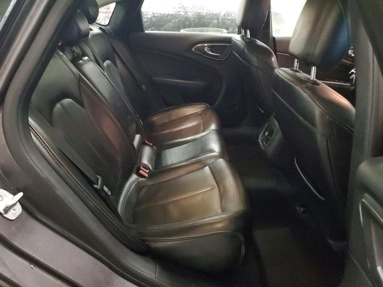 2015 CHRYSLER 200 C photo 19