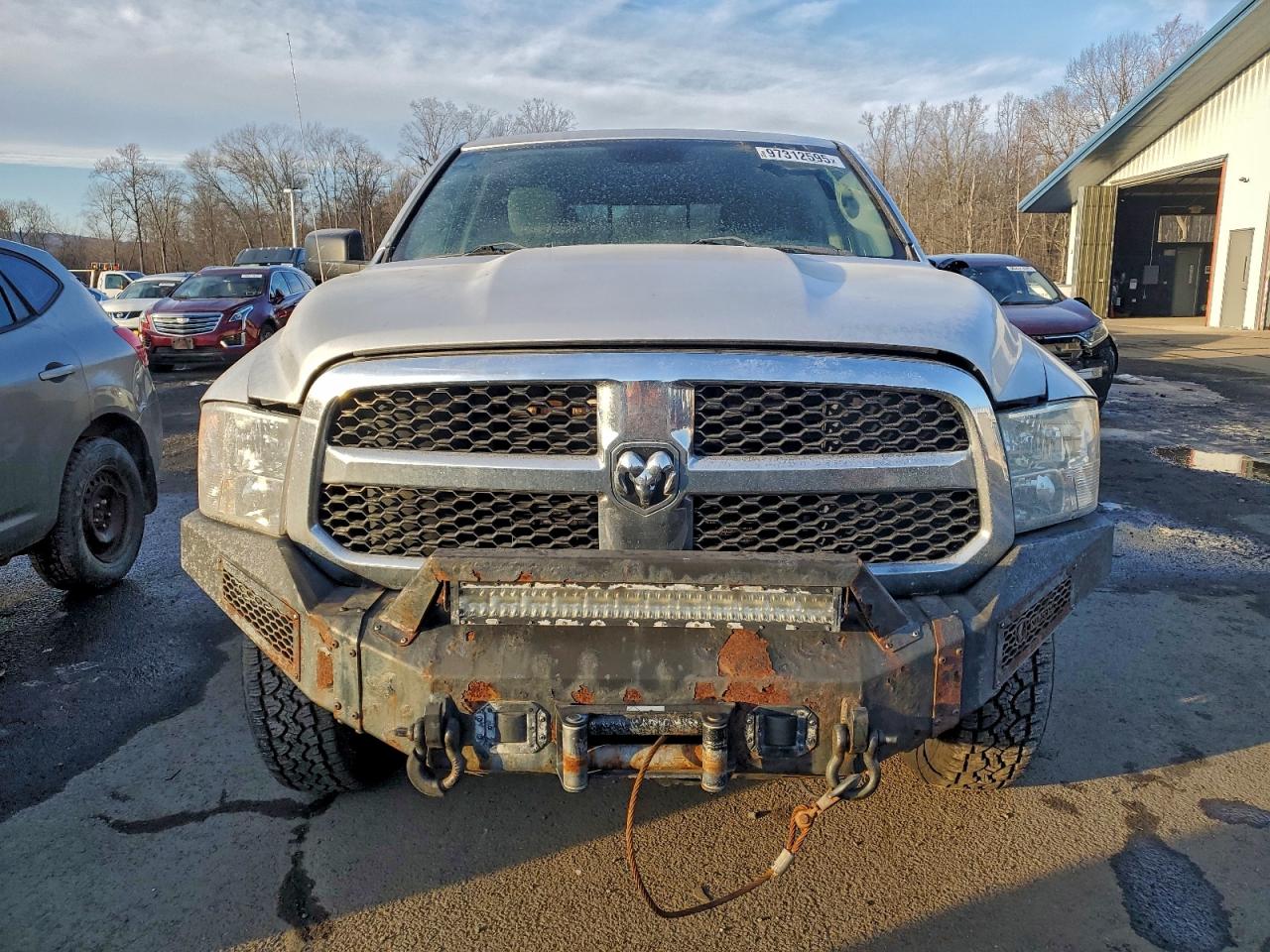 2017 RAM 1500 SLT photo 5