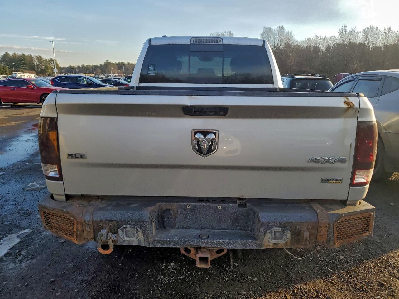 2017 RAM 1500 SLT photo 6
