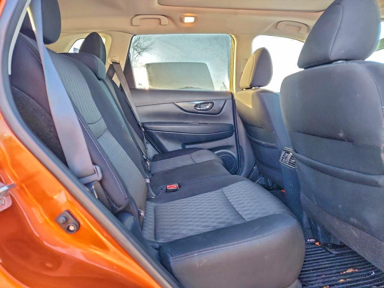 2018 NISSAN ROGUE S photo 21