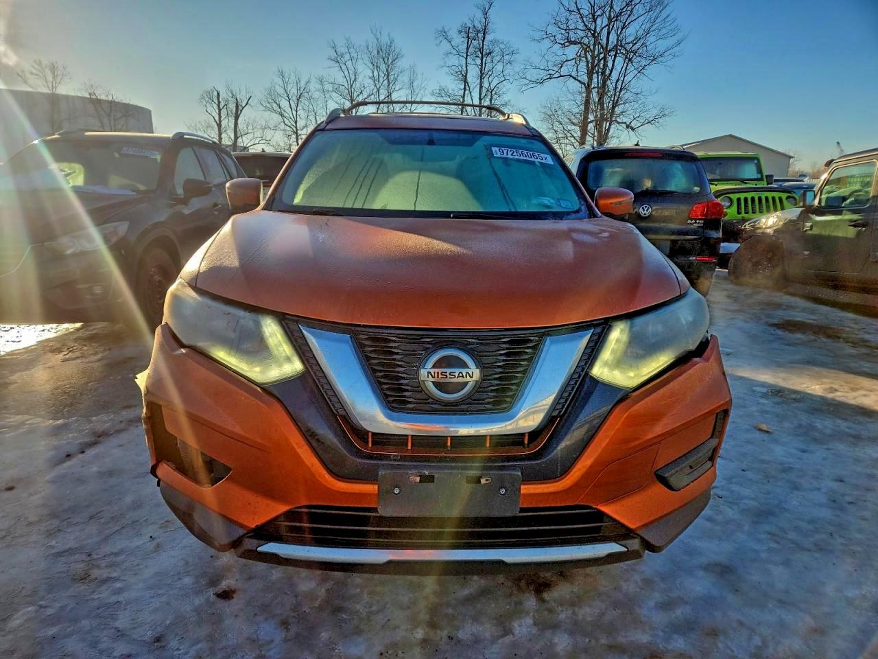 2018 NISSAN ROGUE S photo 9