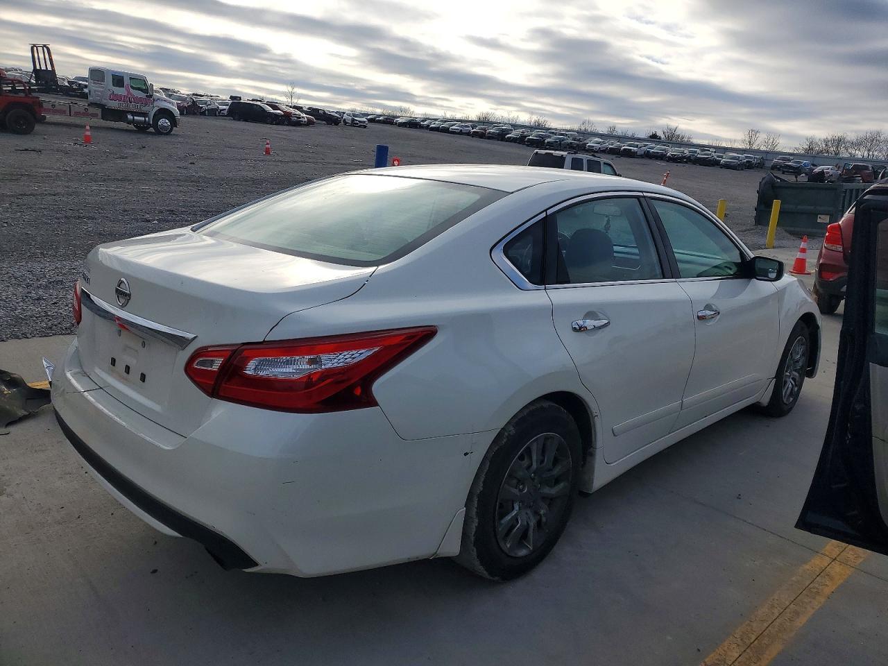 2017 NISSAN ALTIMA 2.5 photo 3
