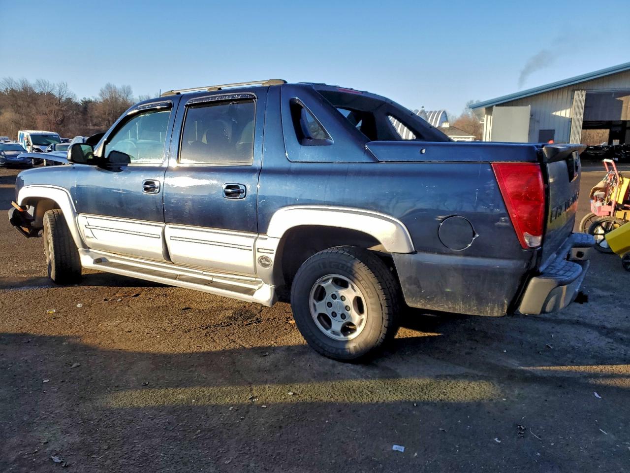 2005 CHEVROLET AVALANCHE K1500 photo 3