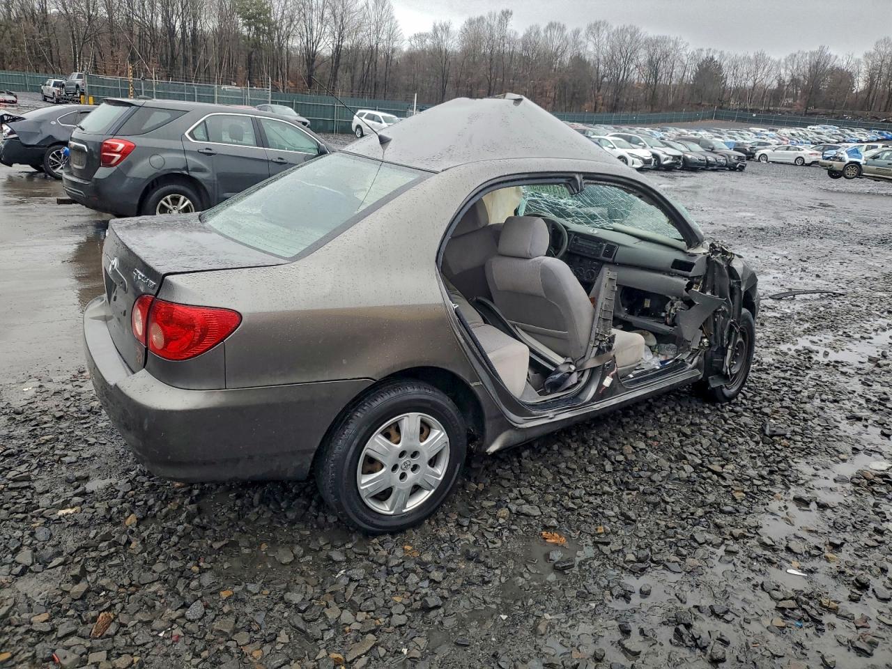 2005 TOYOTA COROLLA CE photo 5