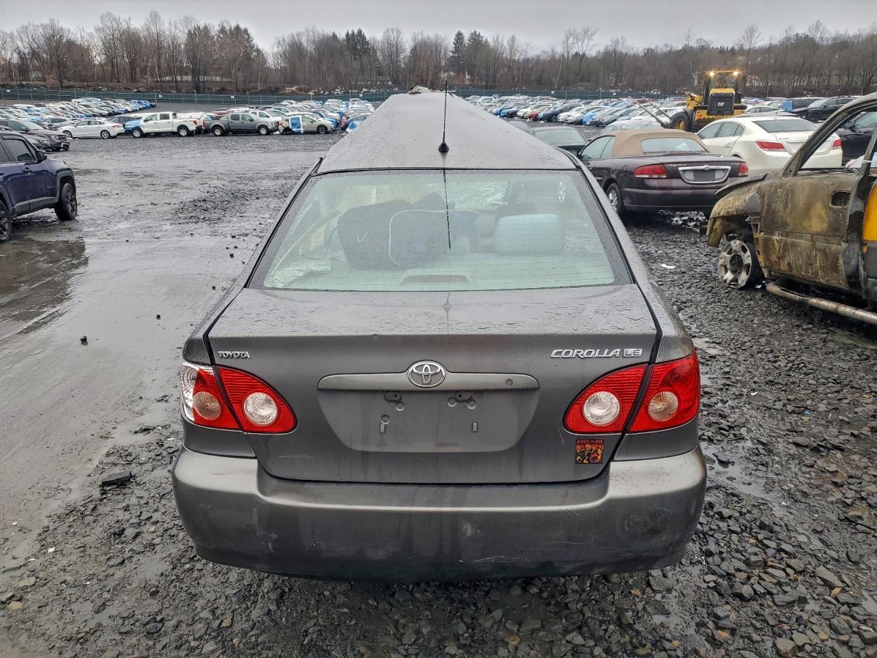 2005 TOYOTA COROLLA CE photo 11