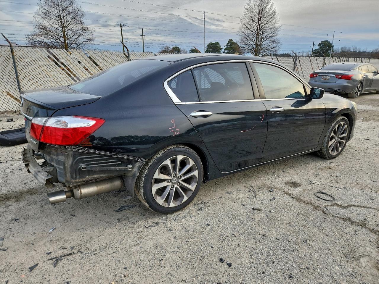 2015 HONDA ACCORD SPORT photo 5
