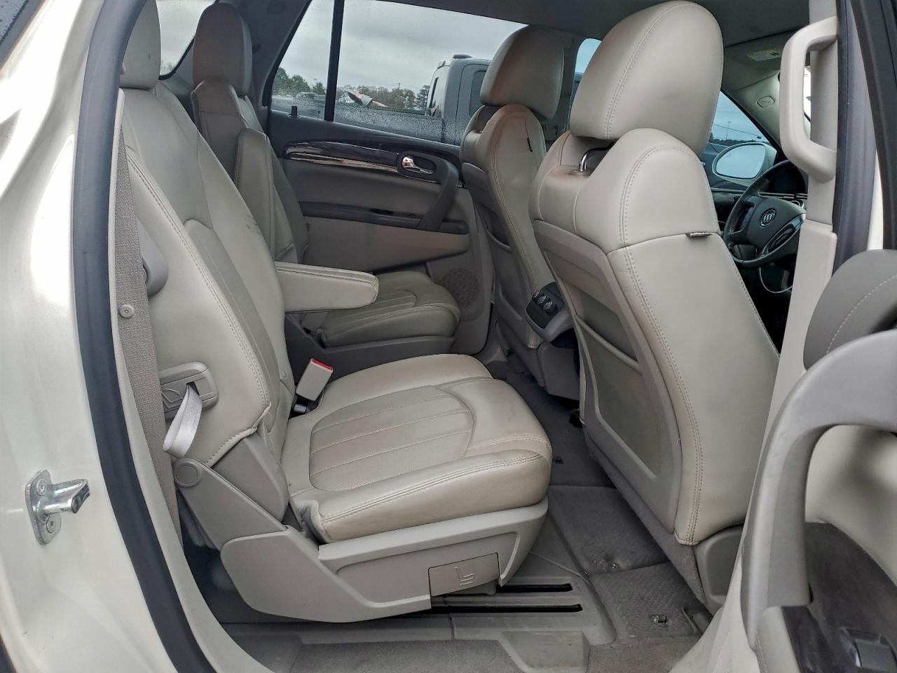 2015 BUICK ENCLAVE photo 11