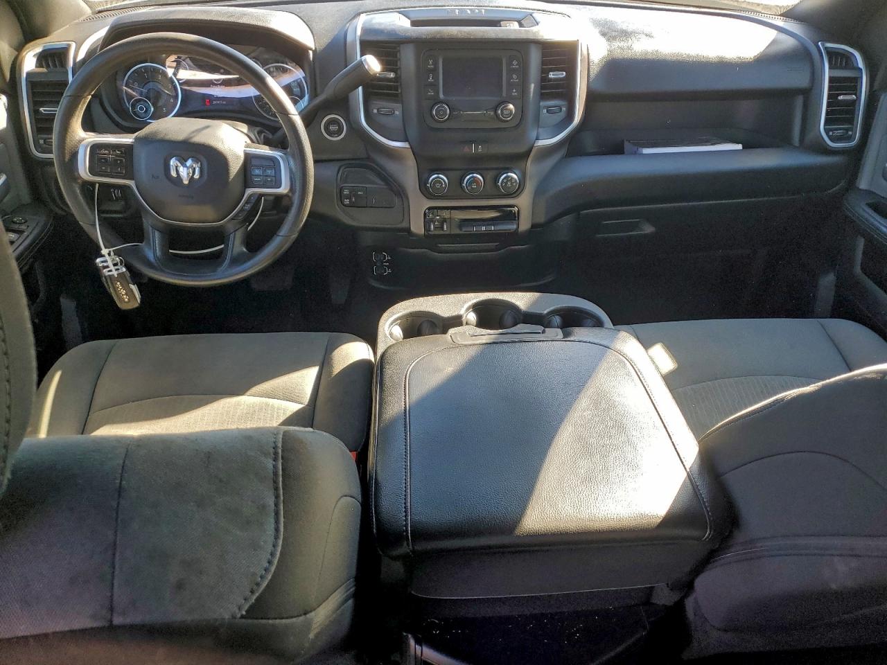 2021 RAM 3500 BIG HORN photo 8