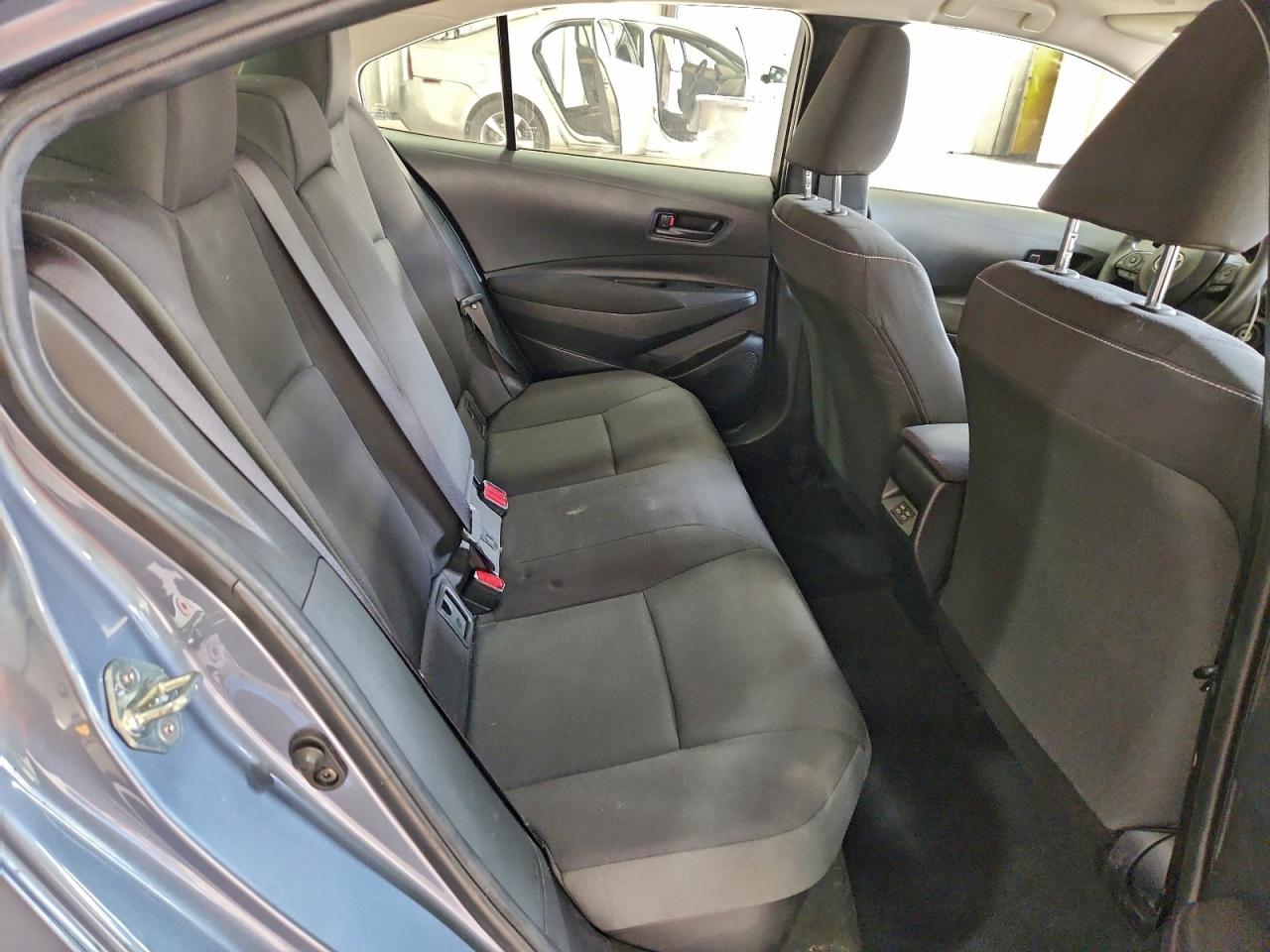2024 TOYOTA COROLLA photo 19