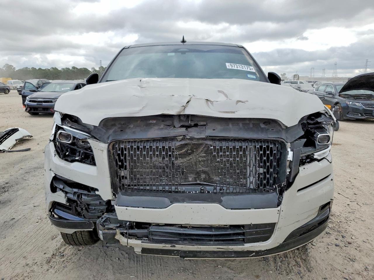 2024 LINCOLN NAVIGATOR RESERVE photo 5