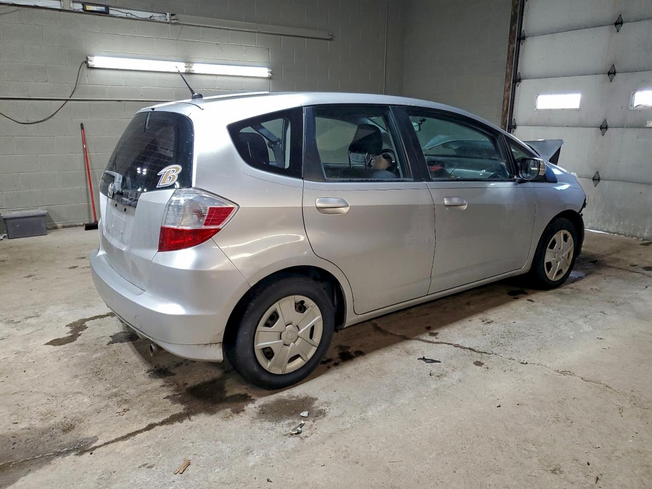 2013 HONDA FIT photo 5