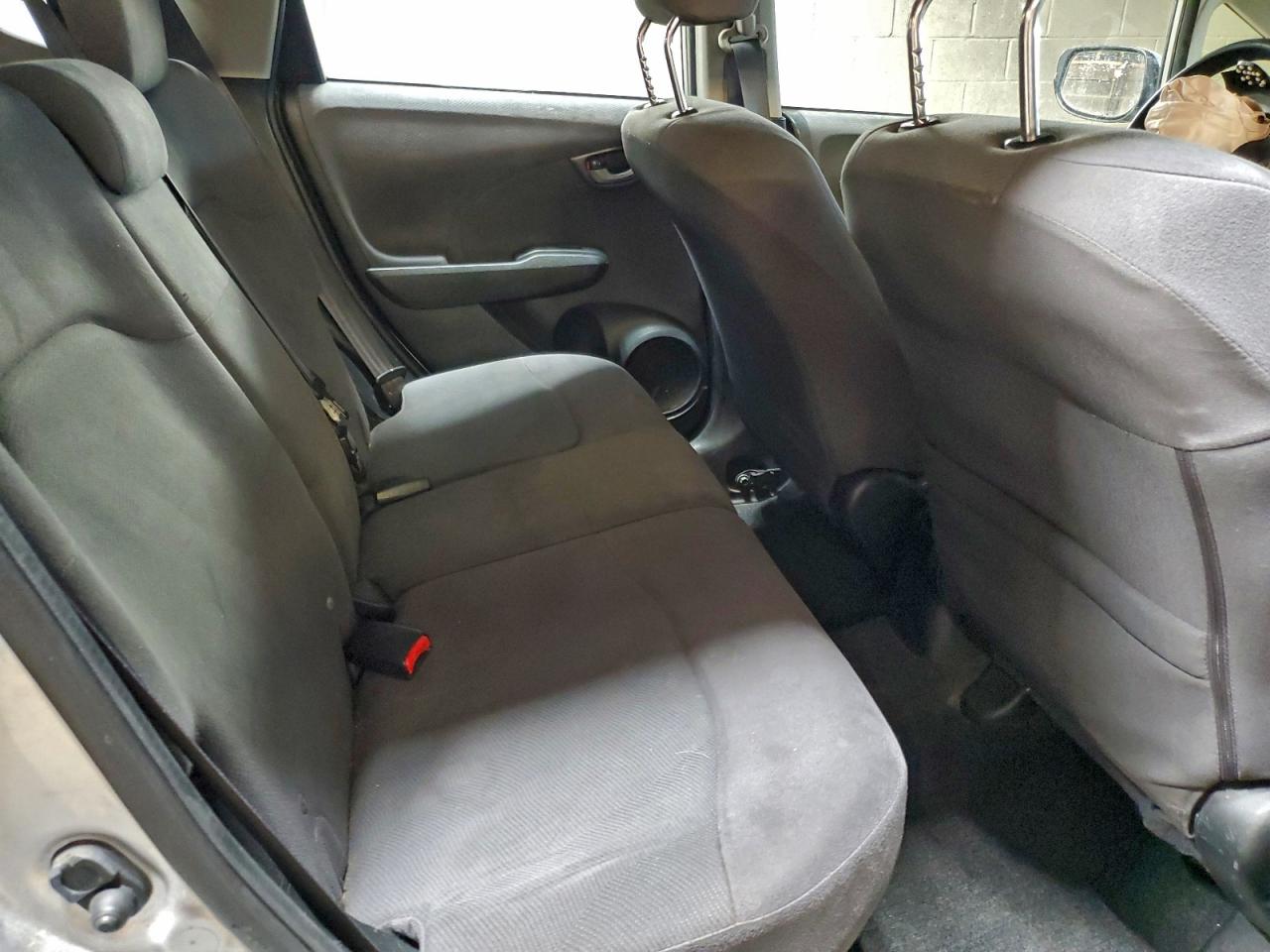 2013 HONDA FIT photo 19