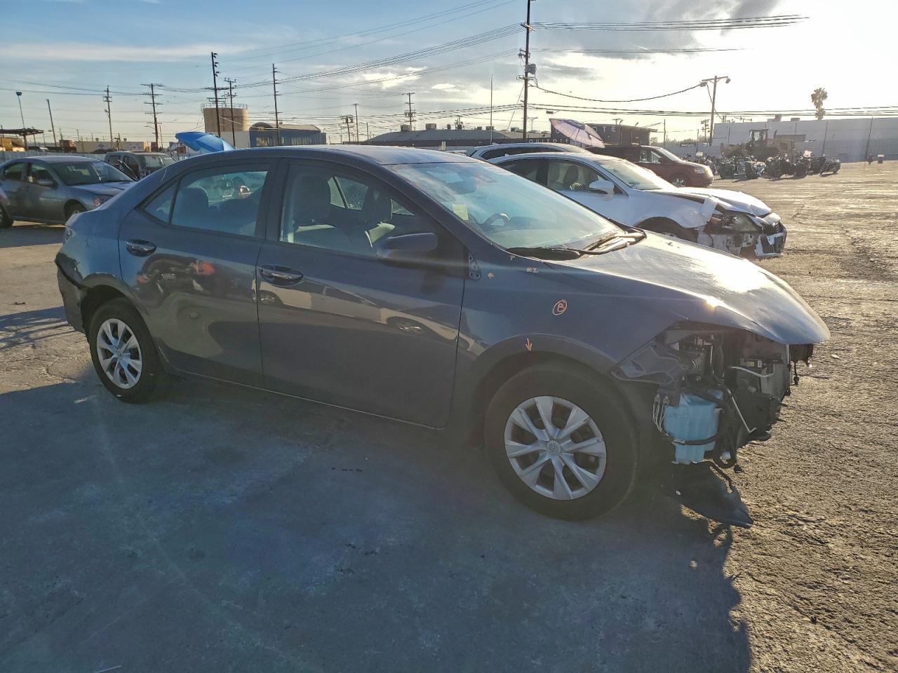 2017 TOYOTA COROLLA L photo 4