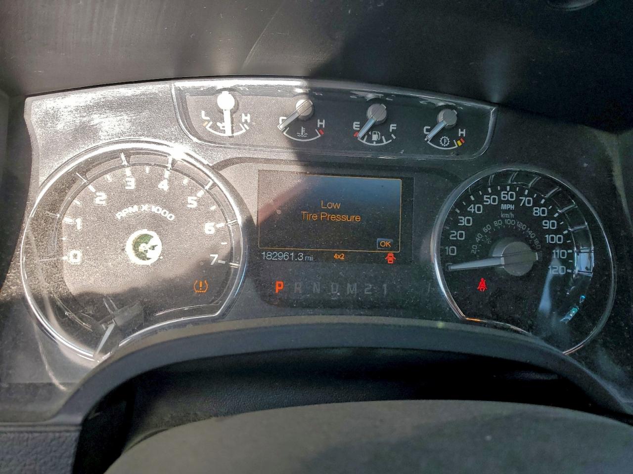 2011 FORD F150 SUPERCREW photo 25