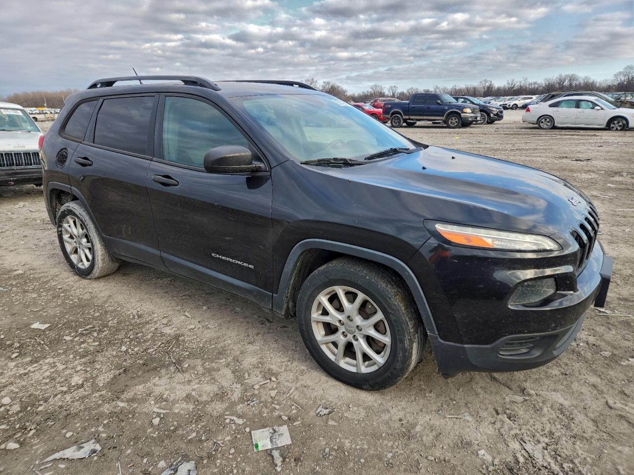 2016 JEEP CHEROKEE SPORT photo 4