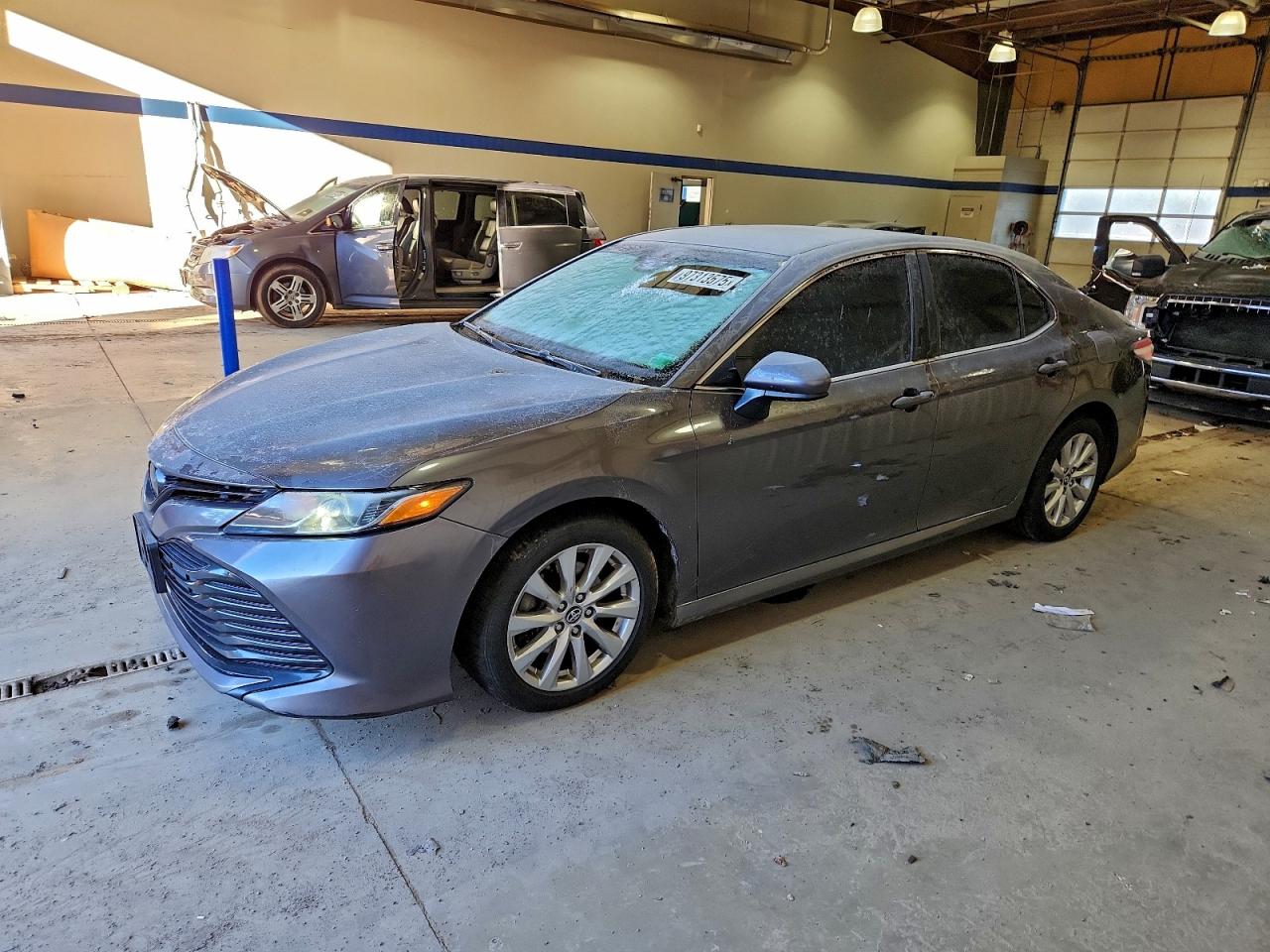 2018 TOYOTA CAMRY