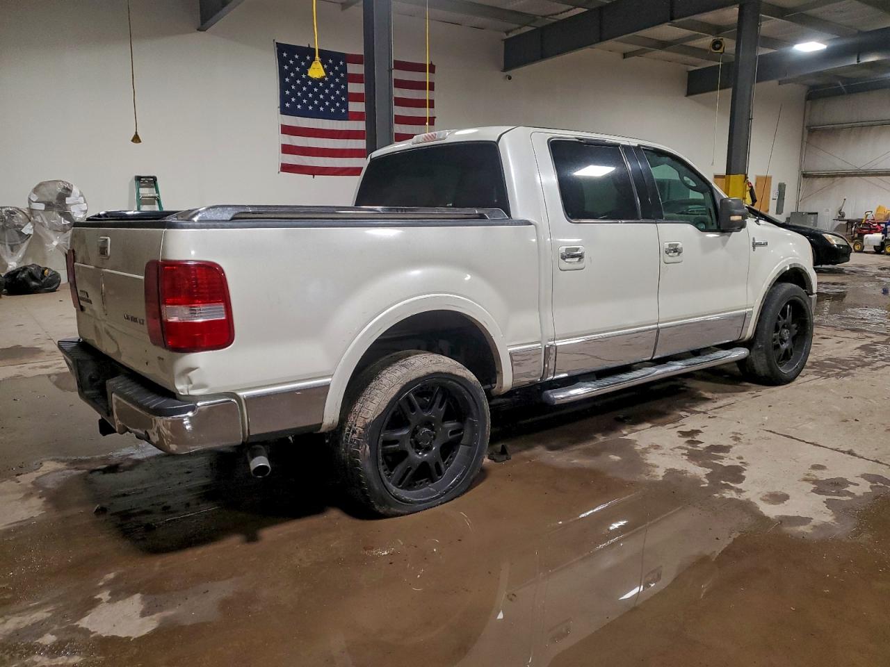 2006 LINCOLN MARK LT photo 5
