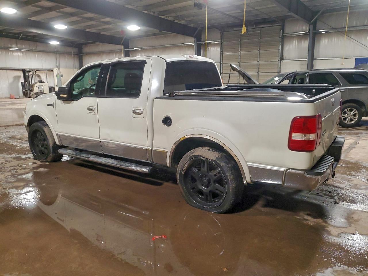 2006 LINCOLN MARK LT photo 3