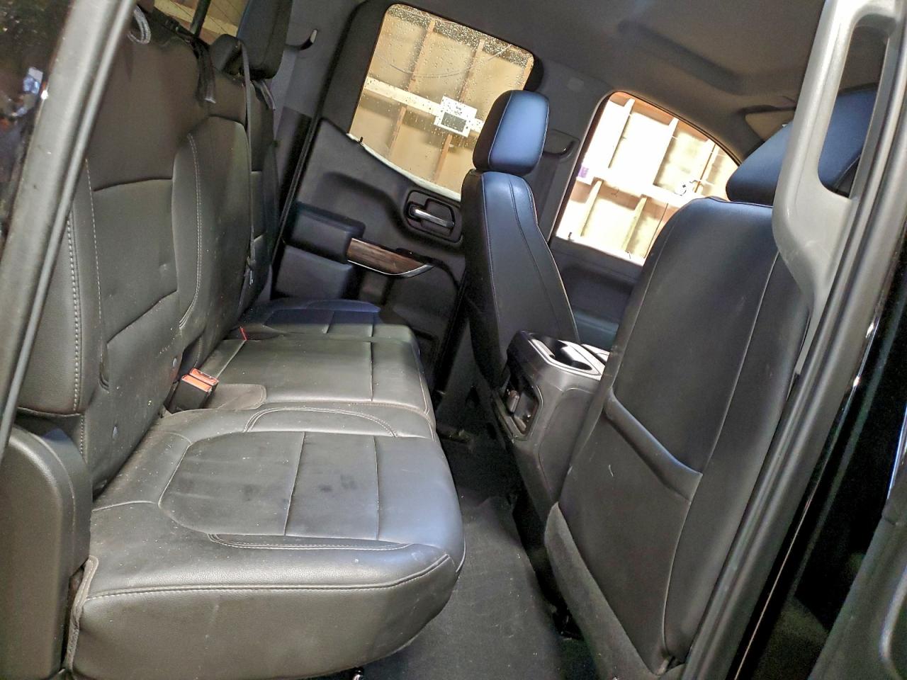 2019 CHEVROLET SILVERADO K1500 RST photo 10