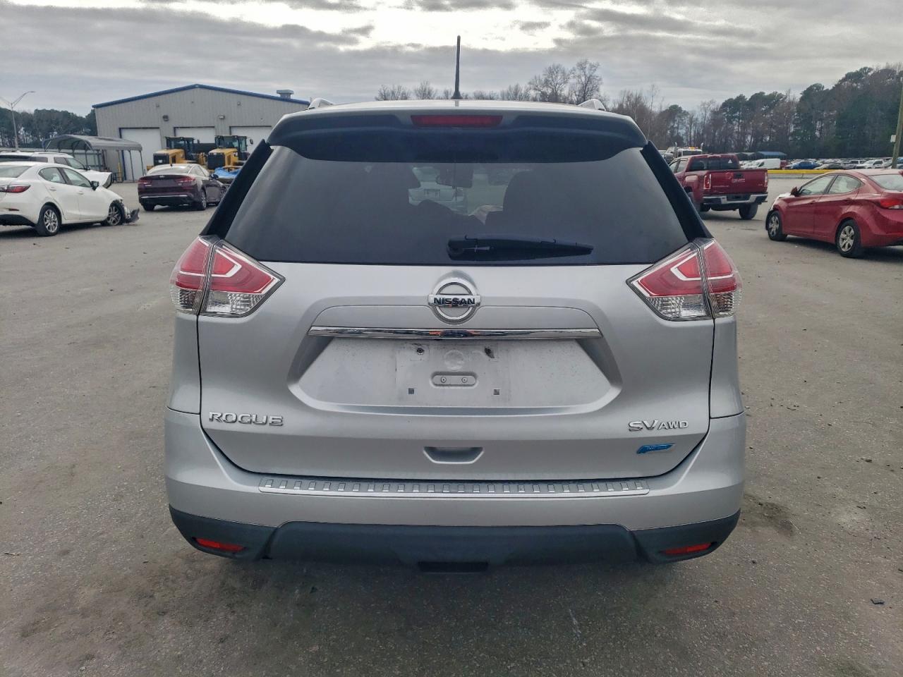 2014 NISSAN ROGUE SV photo 6