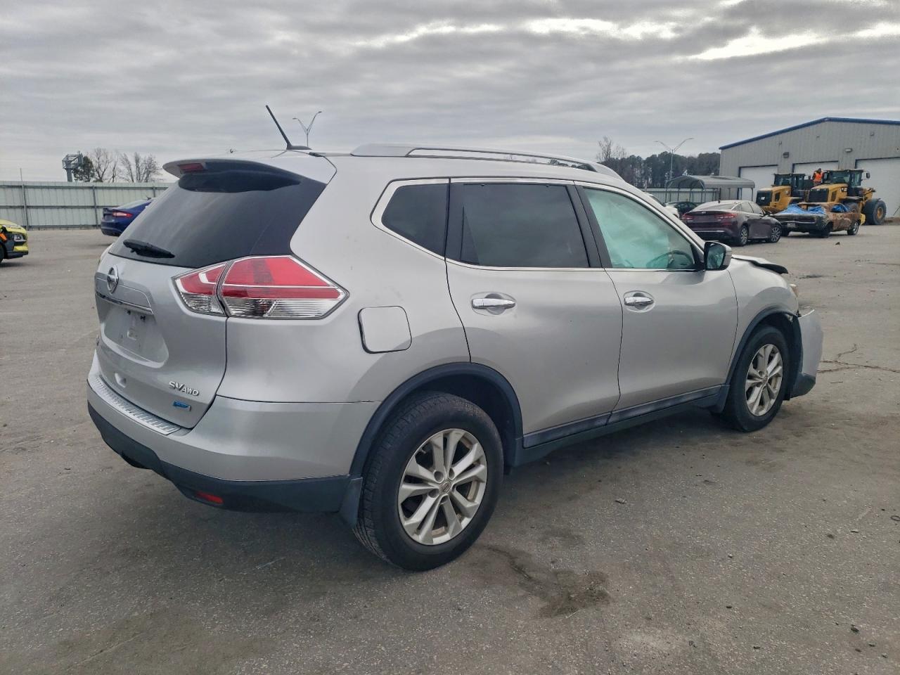 2014 NISSAN ROGUE SV photo 3