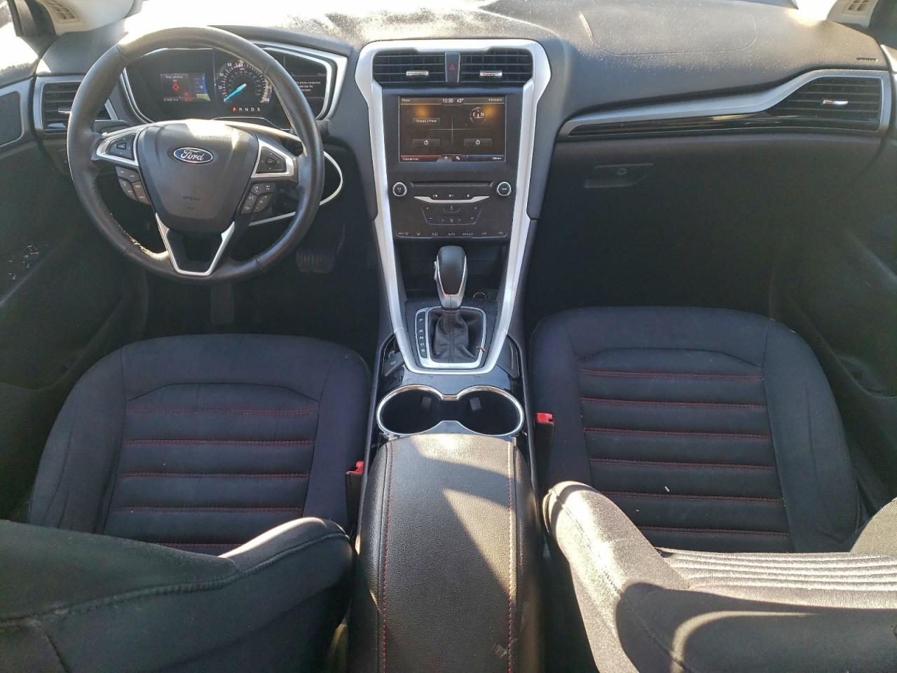 2014 FORD FUSION SE photo 8